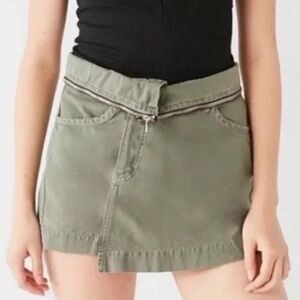 Urban Outfitters BDG Asymmetrical Fold Over Cargo Mini Skirt Green Size M